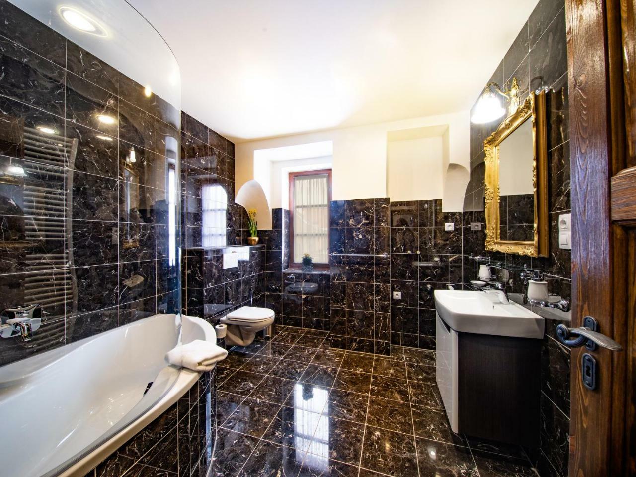Residence Safari Resort - Chateau Borovany  외부 사진