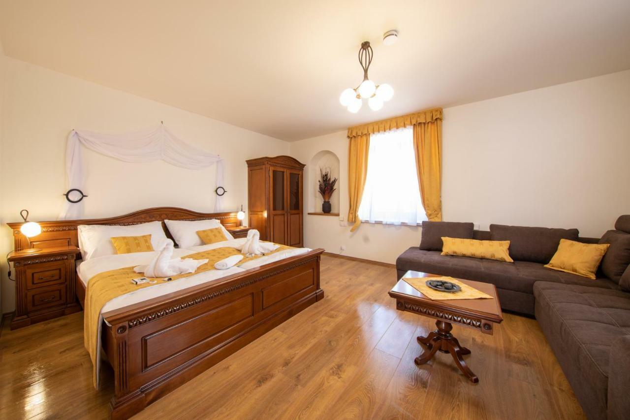 Residence Safari Resort - Chateau Borovany  외부 사진