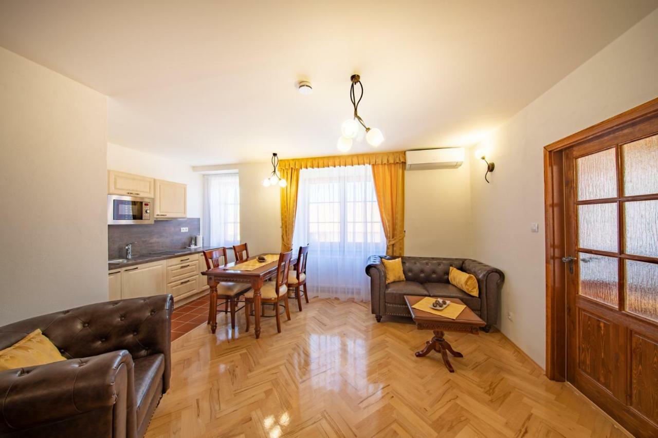 Residence Safari Resort - Chateau Borovany  외부 사진