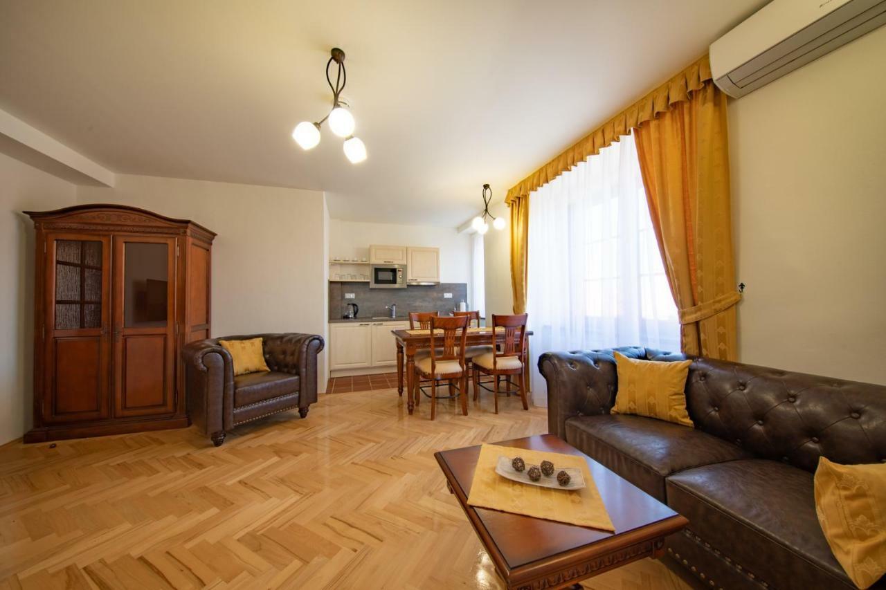 Residence Safari Resort - Chateau Borovany  외부 사진