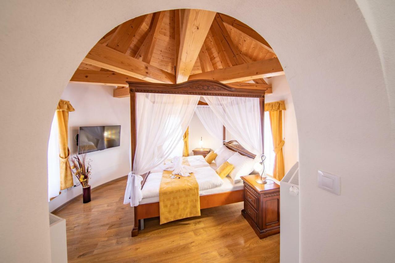 Residence Safari Resort - Chateau Borovany  외부 사진