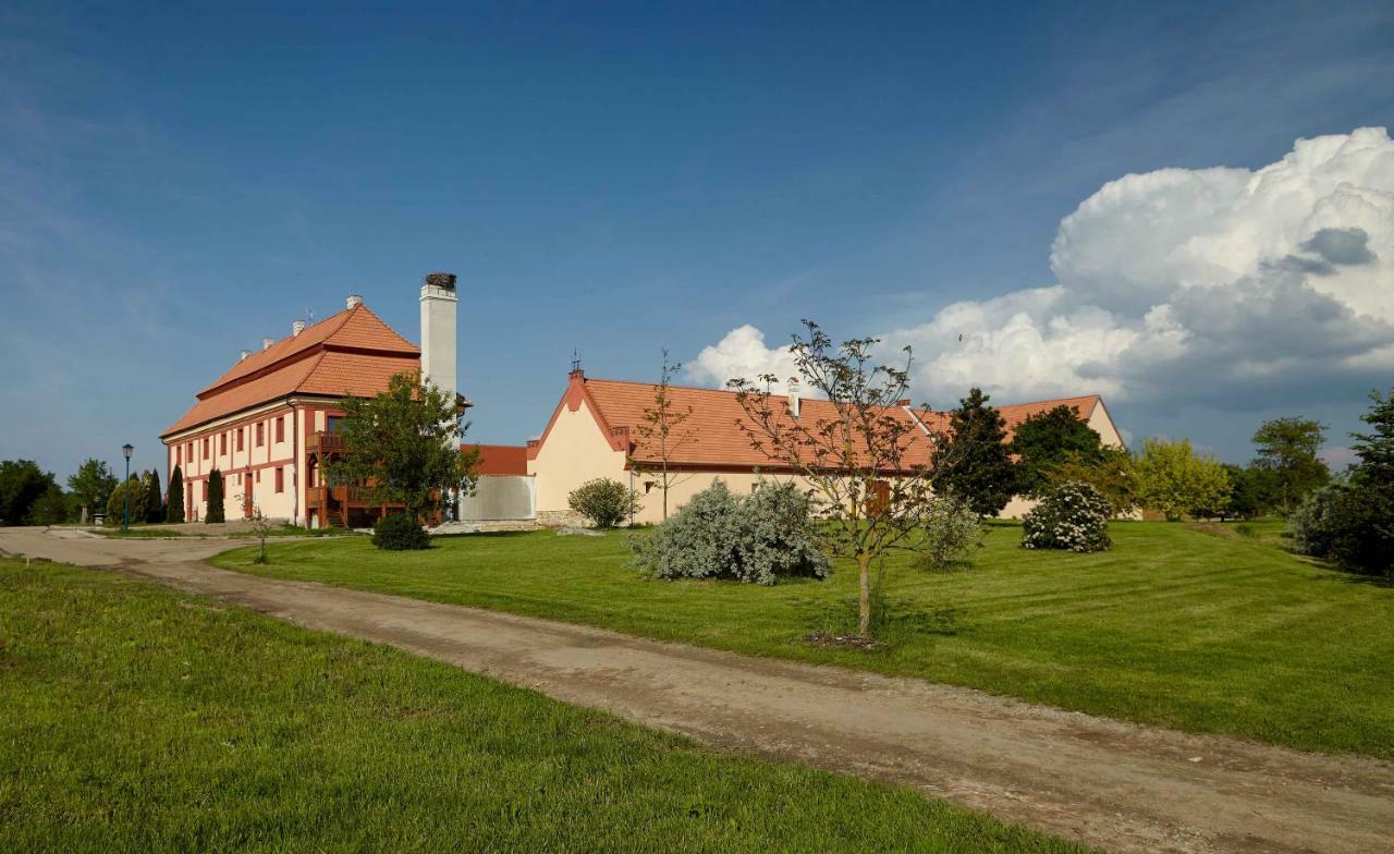 Residence Safari Resort - Chateau Borovany  외부 사진