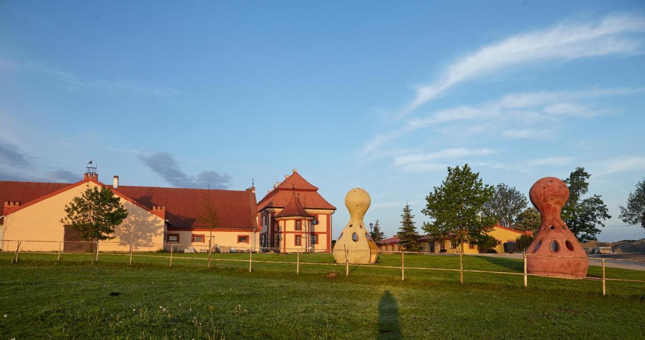 Residence Safari Resort - Chateau Borovany  외부 사진